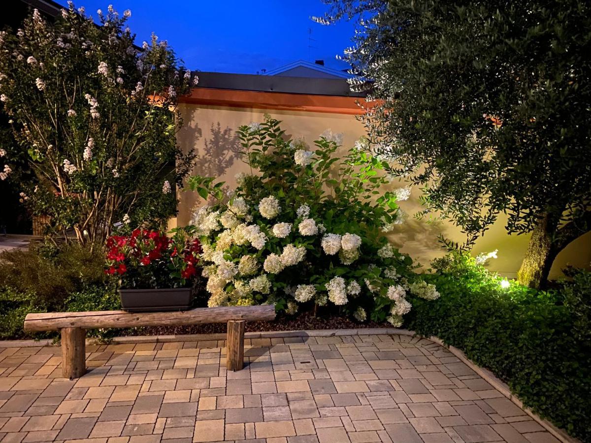 בוסולנגו Veronalago B&B Accessibile מראה חיצוני תמונה